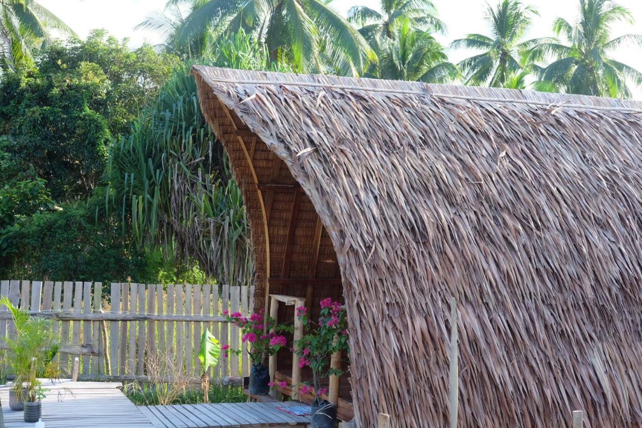 Palayan Paradise Huts Сан Висенте Екстериор снимка