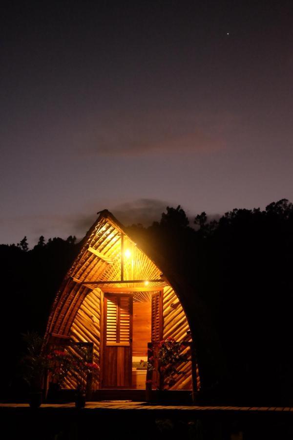 Palayan Paradise Huts Сан Висенте Екстериор снимка