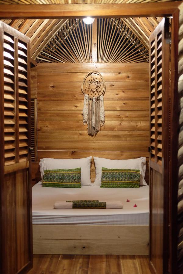 Palayan Paradise Huts Сан Висенте Екстериор снимка